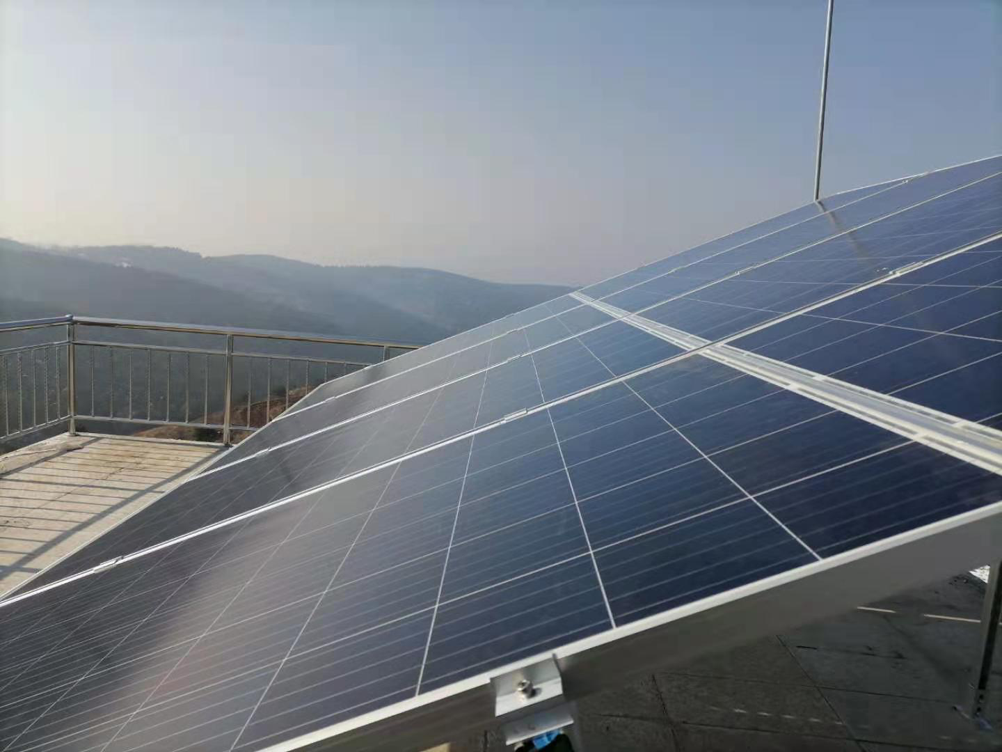 太陽能離網光伏發(fā)電系統