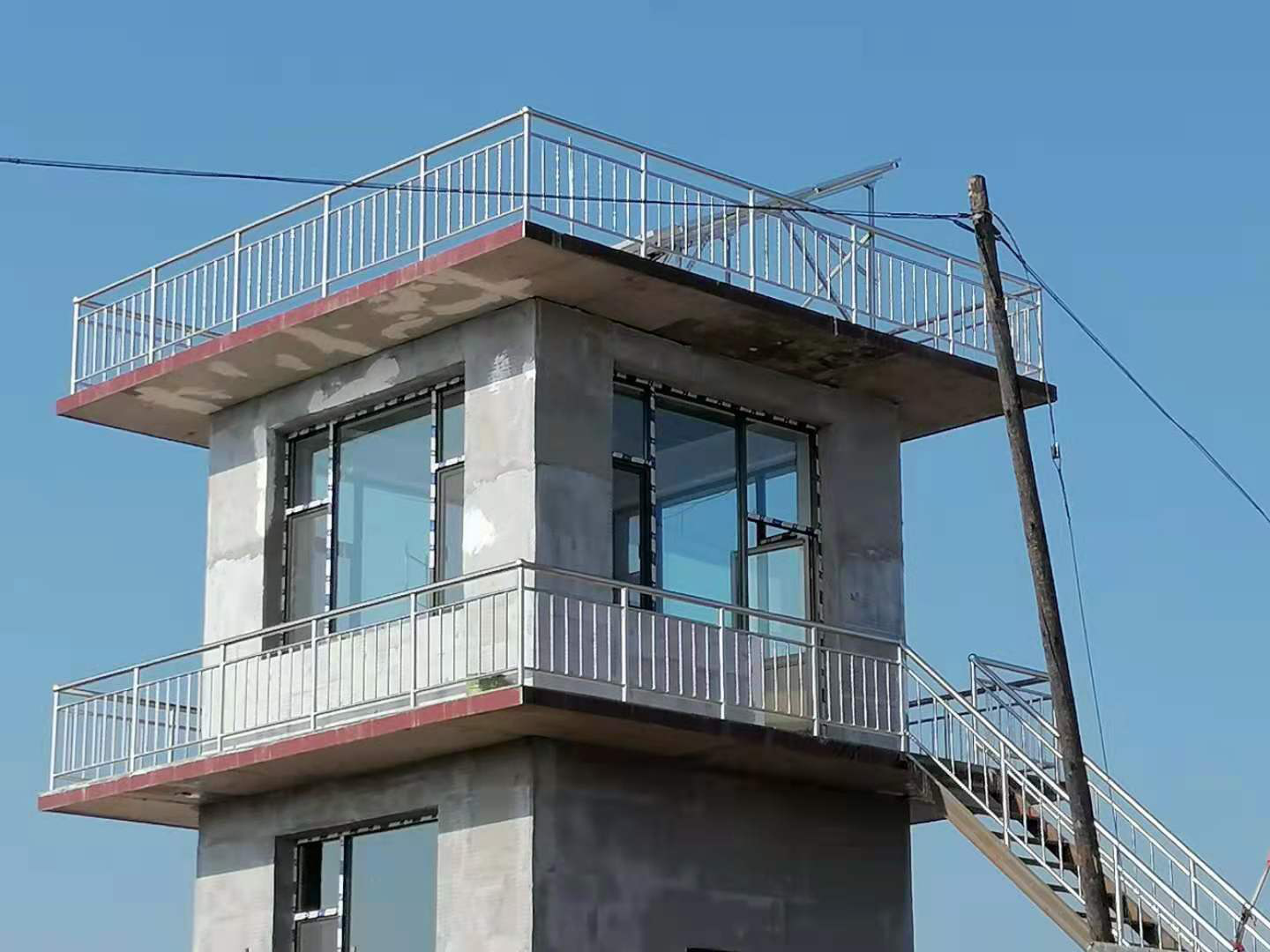太陽能離網光伏發(fā)電系統展示
